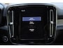 Volvo XC40 T5 Recharge Aut. R-Design | Adaptieve Cruise Controle | Achteruitrij Camera | Harman Kardon Audio | Android Auto/Apple CarPlay | Voetsensor voor Achterklep | Keyless-Entry