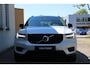 Volvo XC40 T5 Recharge Aut. R-Design | Adaptieve Cruise Controle | Achteruitrij Camera | Harman Kardon Audio | Android Auto/Apple CarPlay | Voetsensor voor Achterklep | Keyless-Entry