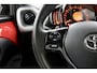 Toyota Aygo 1.0 VVT-i x-play AUTOMAAT rood