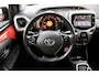 Toyota Aygo 1.0 VVT-i x-play AUTOMAAT rood