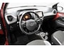Toyota Aygo 1.0 VVT-i x-play AUTOMAAT rood