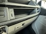 Volkswagen Transporter 2.0 TDI L1H1 150pk DSG automaat Euro 6 Airco Cruise controle Trekhaak 1e eigenaar Dealer onderhouden Schuifdeur Parkeerhulp achter