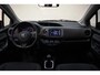 Toyota Yaris 1.0 VVT-i Comfort 1e Eigenaar [ Airco Camera Apple/AndroidTrekhaak ]