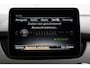 Mercedes-Benz B-klasse 180 Family Edition | AUTOMAAT | Lederlook | Night-pakket | Connect Me Navigatie |