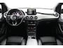 Mercedes-Benz B-klasse 180 Family Edition | AUTOMAAT | Lederlook | Night-pakket | Connect Me Navigatie |