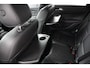 Mercedes-Benz B-klasse 180 Family Edition | AUTOMAAT | Lederlook | Night-pakket | Connect Me Navigatie |