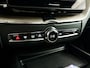 Volvo XC60 T6 Plug-in hybrid AWD Ultra Dark | Panoramadak | 360° camera | Luchtvering | Head-up display | Harman Kardon | Stoel- en stuurverwarming | Trekhaak