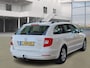 Skoda Superb Combi 1.8 TSI Comfort Business Line NAVI PSENSOR CRUISE TREKHAAK 2 X SLEUTELS