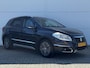 Suzuki S-Cross SX4 1.6 High Executive / Lederen bekleding /Panorama schuifdak / Stoel verwarming / Cruise control / Navigatie /