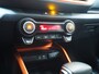 Kia Stonic 1.0 T-GDi Automaat MHEV DynamicLine Lane Assist Blind Spot Sensor Park Distance Stoel Stuurverwarming 50.000KM
