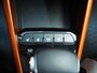 Kia Stonic 1.0 T-GDi Automaat MHEV DynamicLine Lane Assist Blind Spot Sensor Park Distance Stoel Stuurverwarming 50.000KM