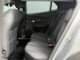 Peugeot e-2008 BWJ 10-2021 | SOH 88,1% EV 136PK Allure 50 kWh | CLIMA | CARPLAY | LEDER/STOF | PDC | STOELVERW | 17'' LMV |
