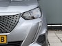 Peugeot e-2008 BWJ 10-2021 | SOH 88,1% EV 136PK Allure 50 kWh | CLIMA | CARPLAY | LEDER/STOF | PDC | STOELVERW | 17'' LMV |