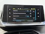Peugeot e-2008 BWJ 10-2021 | SOH 88,1% EV 136PK Allure 50 kWh | CLIMA | CARPLAY | LEDER/STOF | PDC | STOELVERW | 17'' LMV |