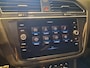 Volkswagen Tiguan 1.4 TSI eHybrid R-Line Business+ 3x R-Line | Black style | Virtual | Camera | Electrische trekhaak | Stoelverwarming