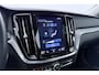 Volvo V60 Cross Country 2.0 D4 AWD Pro | Trekhaak | Panoramadak | Camera | Polestar Optimalisatie | Memory | Stoelverwarming | 19 inch