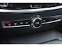 Volvo V60 Cross Country 2.0 D4 AWD Pro | Trekhaak | Panoramadak | Camera | Polestar Optimalisatie | Memory | Stoelverwarming | 19 inch