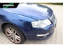Volkswagen Passat Variant 2.0 TDI Highline export | schuifdak | leder | stoelerwarming | trekhaak |