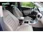 Volkswagen Passat Variant 2.0 TDI Highline export | schuifdak | leder | stoelerwarming | trekhaak |