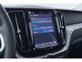 Volvo XC60 T6 Plug-in hybrid AWD Inscription | ACC | Panoramadak | Keyless | Elektrische Achterklep | Stoelverwarming | 18 inch