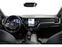 Volvo XC60 2.0 T8 Plug-in hybrid AWD Ultra Dark | Schuif- kanteldak | Trekhaak | Harman Kardon