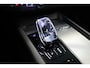 Volvo XC60 2.0 T8 Plug-in hybrid AWD Ultra Dark | Schuif- kanteldak | Trekhaak | Harman Kardon