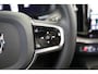 Volvo XC60 2.0 T8 Plug-in hybrid AWD Ultra Dark | Schuif- kanteldak | Trekhaak | Harman Kardon