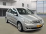 Mercedes-Benz B-klasse 170 AUTOMAAT NAVI PSENSOR TREKHAAK 2 X SLEUTELS