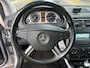 Mercedes-Benz B-klasse 170 AUTOMAAT NAVI PSENSOR TREKHAAK 2 X SLEUTELS