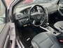 Mercedes-Benz B-klasse 170 AUTOMAAT NAVI PSENSOR TREKHAAK 2 X SLEUTELS