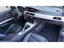 BMW 3-Serie Touring 318i 136pk Luxury Line Airco Leder Xenon *NL auto* pdc 16 inch LM Cruise Navi *Goed onderhouden*
