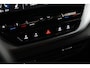 Volkswagen ID.4 Pro Performance 77 kWh 204PK | NAVIGATIE | STOEL + STUURVERW. | CAMERA | 19 INCH | APP CONNECT
