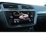 Volkswagen Tiguan 1.5 TSI 150pk DSG ACT Highline Business R | Trekhaak | Panoramadak | Achteruitrijcamera | Stoelverwarming