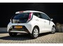 Toyota Aygo 1.0 VVT-i x-play | Airco | Cruise | 5-deurs | Camera | elektr. ramen | Org NL! |