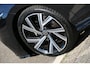 Volkswagen Golf 1.5 eTSI R-Line IQ-LIGHT PANO-DAK