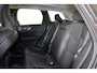 Volvo XC60 T6 Recharge AWD Plus Dark - Panorama/schuifdak - IntelliSafe Assist & Surround - 360º Camera - Verwarmde voorstoelen, stuur & achterbank - Parkeersensoren voor & achter - Elektr. bedienb. voorstoelen met geheugen - Draadloze tel. lader - Inklapbare trekhaak - 19' LMV