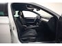 Volkswagen Passat VARIANT 1.4 TSI GTE Highline Aut. [ Panorama Virtual Head-up ]