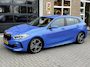 BMW 1-Serie 118i Business Edition Plus M-SPORT/MISANO BLUE/CARPLAY/LED/LEER