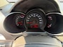 Kia Picanto 1.0 DynamicLine | Dealer onderhouden |Climate control & cruise control | Bluetooth | Lichtmetalen velgen | Metallic lak | Fabrieksgarantie | NAP