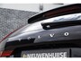 Volvo XC60 2.0 T8 Twin Engine AWD Momentum Pro | Plug-in Hybrid (PHEV)| Trekhaak | Achteruitrijcamera | Navigatie | Apple Carplay | Android Auto | LED Koplampen | Cruise Control Adaptief | BLIS