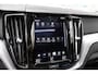 Volvo XC60 2.0 T8 Twin Engine AWD Momentum Pro | Plug-in Hybrid (PHEV)| Trekhaak | Achteruitrijcamera | Navigatie | Apple Carplay | Android Auto | LED Koplampen | Cruise Control Adaptief | BLIS