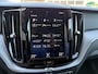 Volvo XC60 2.0 T8 Twin Engine AWD Momentum Pro | Plug-in Hybrid (PHEV)| Trekhaak | Achteruitrijcamera | Navigatie | Apple Carplay | Android Auto | LED Koplampen | Cruise Control Adaptief | BLIS