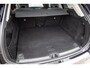 Volvo XC60 2.0 T8 Twin Engine AWD Momentum Pro | Plug-in Hybrid (PHEV)| Trekhaak | Achteruitrijcamera | Navigatie | Apple Carplay | Android Auto | LED Koplampen | Cruise Control Adaptief | BLIS