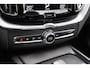 Volvo XC60 2.0 T8 Twin Engine AWD Momentum Pro | Plug-in Hybrid (PHEV)| Trekhaak | Achteruitrijcamera | Navigatie | Apple Carplay | Android Auto | LED Koplampen | Cruise Control Adaptief | BLIS