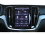 Volvo V60 T6 Plug-in hybrid AWD Plus Bright | DEMO DEAL | Verwarmbare voorstoelen met ventilatie | Premium audio by Harman Kardon | Adaptieve cruise control | Apple carplay/Android auto | Verwarmbare achterbank en stuurwiel