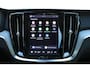 Volvo V60 T6 Plug-in hybrid AWD Plus Bright | Verwarmbare voorstoelen met ventilatie | Premium audio by Harman Kardon | Adaptieve cruise control | Apple carplay/Android auto | Verwarmbare achterbank en stuurwiel