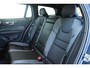 Volvo V60 B3 Automaat R-Design | Dealeronderhouden | Parkeercamera | Elektrisch glazen panorama-dak | Harman Kardon audio | Head-up display | Parkeerverwarming | Parkeersensoren voor + achter | Stoelverwarming voor + achter | BLIS |