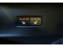 Volvo V60 B3 Automaat R-Design | Dealeronderhouden | Parkeercamera | Elektrisch glazen panorama-dak | Harman Kardon audio | Head-up display | Parkeerverwarming | Parkeersensoren voor + achter | Stoelverwarming voor + achter | BLIS |