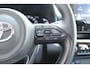 Toyota Yaris Cross 1.5 Hybrid Dynamic Special | Rijklaar | Head Up | Blind Spot | Sensoren v+a | Stoel-/stuurverw. | LED | Keyless | Apple/Android
