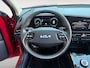 Kia Niro Hybrid 1.6 GDi DynamicPlusLine | Trekhaak | Schuifdak | Stoel en stuurverwarming | Dodehoekdetectie | Camera | verbruik 1 op 20!